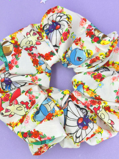 Flowery Character Print Scrunchie