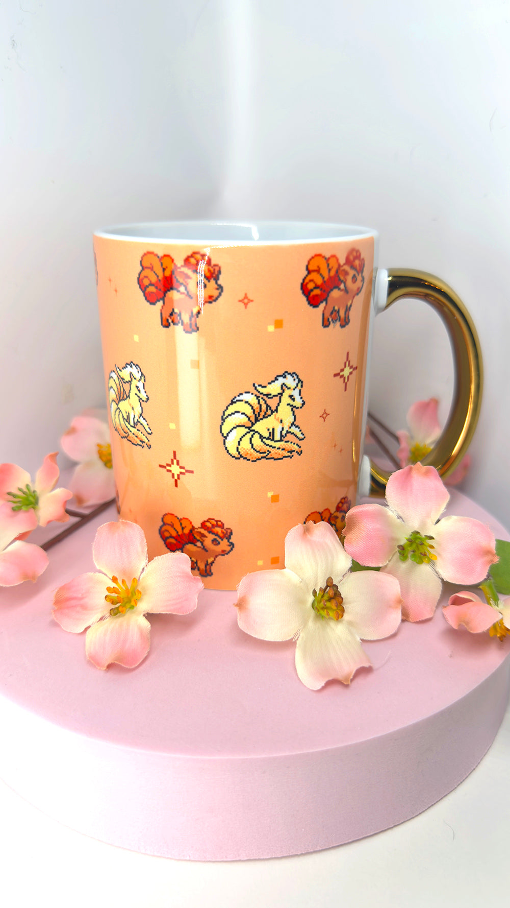 Cute Fire Foxes Mug - Gold
